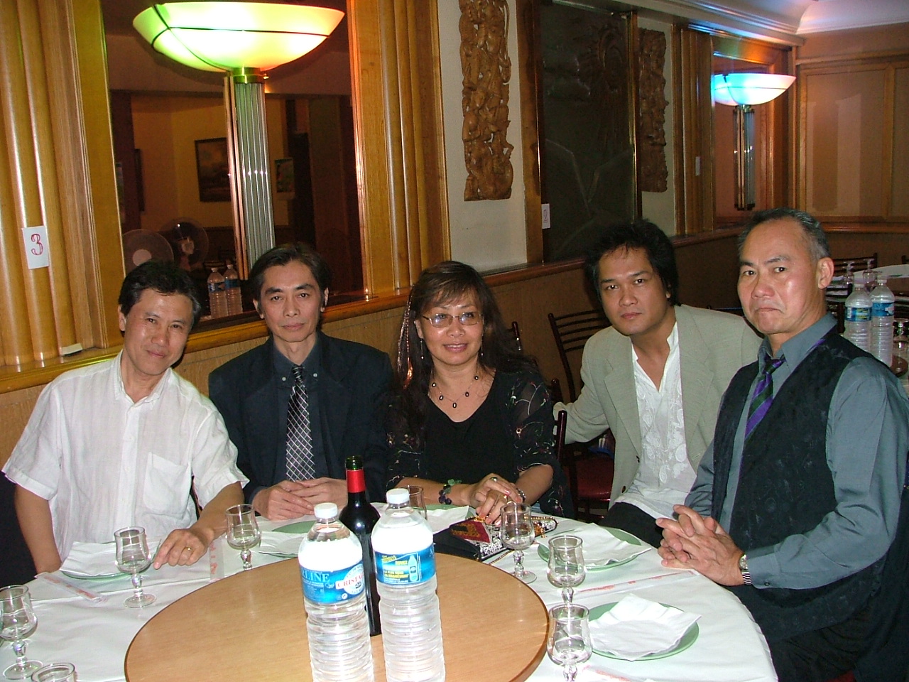 Acceuil des paltalkeurs(euses) LaoParis Admin lao2001 001.jpg